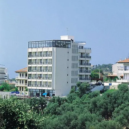 Ozka فندق