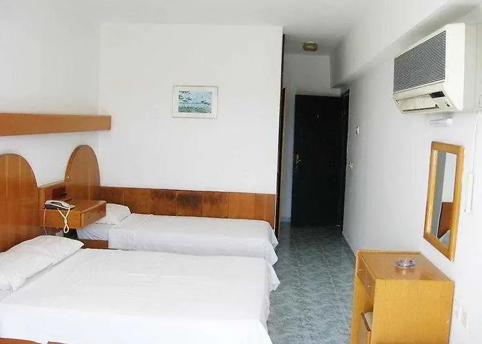 Hotel Ozka 3*
